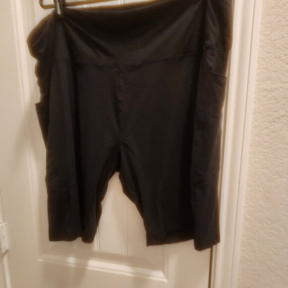 FullSoft Plus Size Biker Shorts Black 3X - Picture 1 of 4